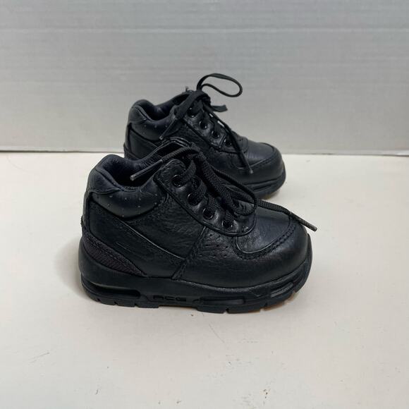 Nike ACG Other - Nike Air Max Goadome ACG Boots Boys Size 5C Toddlers Winter Waterproof
